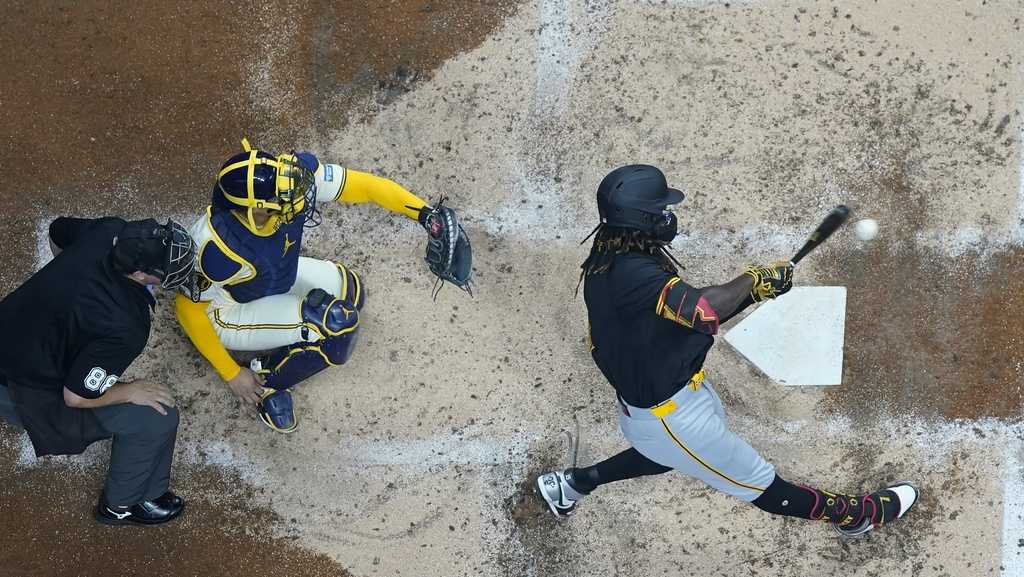 Brewers beat Pirates 4-3