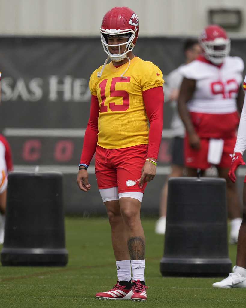 Chiefs' Mahomes: Butker entitled to his beliefs, even though the QB doesn't always agree with him