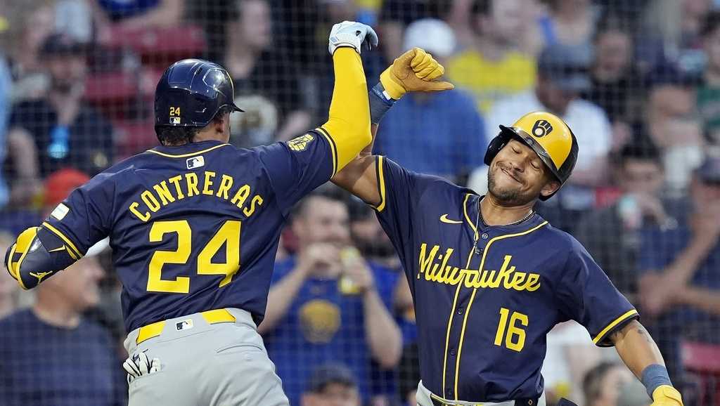 Contreras hits his 8th home run of the season as Brewers beat Red Sox - Vimarsana News