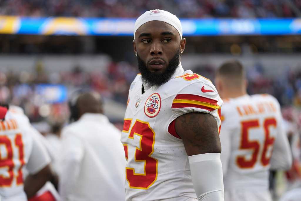 Chiefs' BJ Thompson Awake After Seizure, Cardiac Arrest