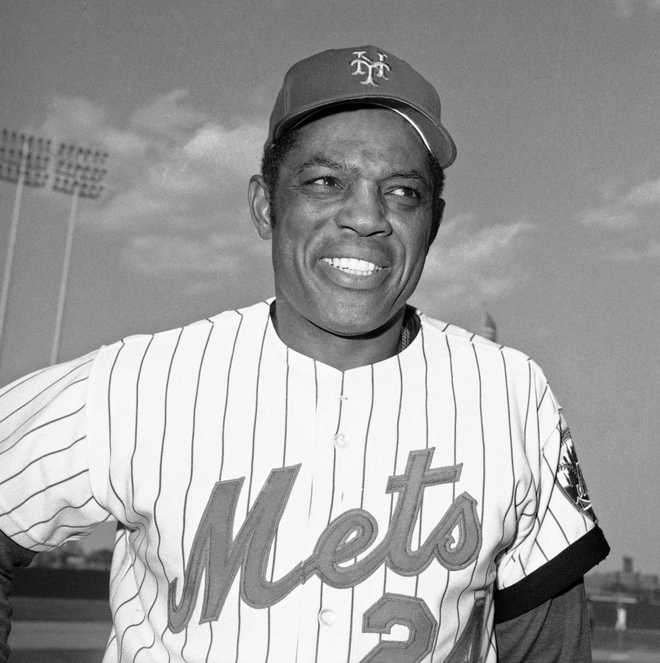 FILE&#x20;-&#x20;New&#x20;York&#x20;Mets&amp;apos&#x3B;&#x20;Willie&#x20;Mays&#x20;poses&#x20;on&#x20;May&#x20;12,&#x20;1972&#x20;in&#x20;New&#x20;York.&#x20;Mays,&#x20;the&#x20;electrifying&#x20;&amp;quot&#x3B;Say&#x20;Hey&#x20;Kid&amp;quot&#x3B;&#x20;whose&#x20;singular&#x20;combination&#x20;of&#x20;talent,&#x20;drive&#x20;and&#x20;exuberance&#x20;made&#x20;him&#x20;one&#x20;of&#x20;baseball&amp;apos&#x3B;s&#x20;greatest&#x20;and&#x20;most&#x20;beloved&#x20;players,&#x20;has&#x20;died.&#x20;He&#x20;was&#x20;93.&#x20;Mays&amp;apos&#x3B;&#x20;family&#x20;and&#x20;the&#x20;San&#x20;Francisco&#x20;Giants&#x20;jointly&#x20;announced&#x20;Tuesday&#x20;night,&#x20;June&#x20;18,&#x20;2024,&#x20;he&#x20;had&#x20;&amp;quot&#x3B;passed&#x20;away&#x20;peacefully&amp;quot&#x3B;&#x20;Tuesday&#x20;afternoon&#x20;surrounded&#x20;by&#x20;loved&#x20;ones.&#x28;AP&#x20;Photo&#x2F;Harry&#x20;Harris,&#x20;File&#x29;