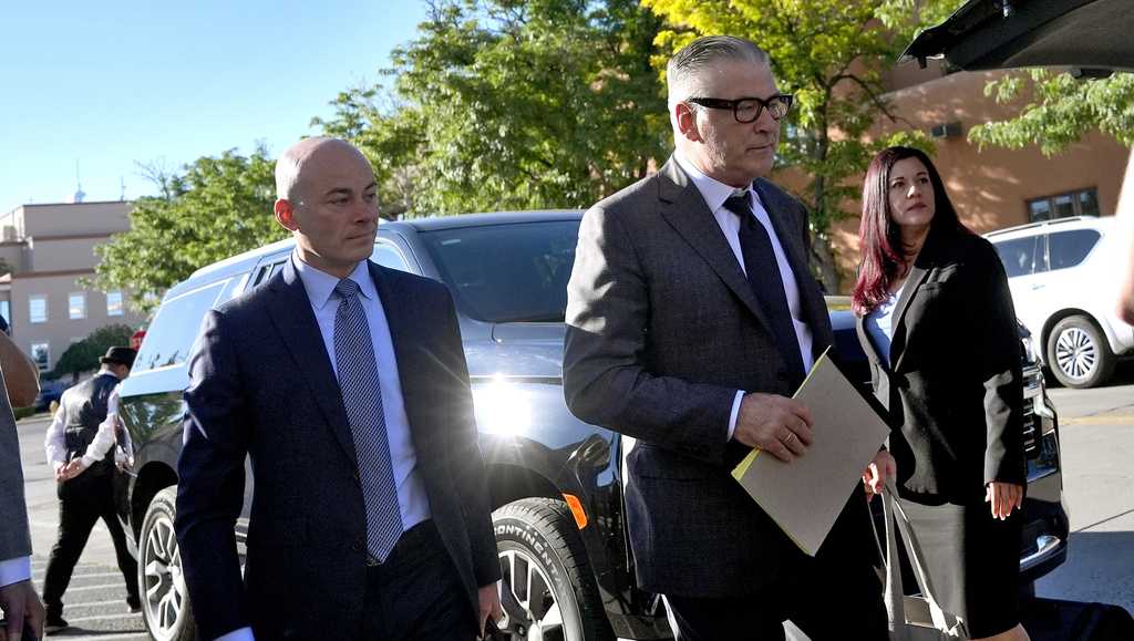 Alec Baldwin’s involuntary manslaughter trial begins with jury selection