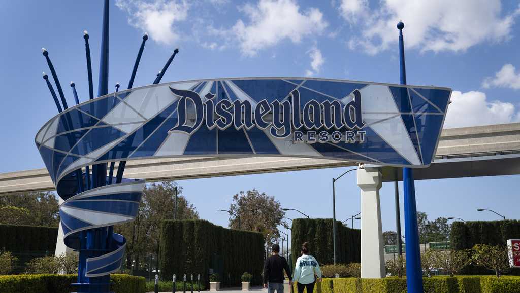 Disney reaches deal with California theme park workers