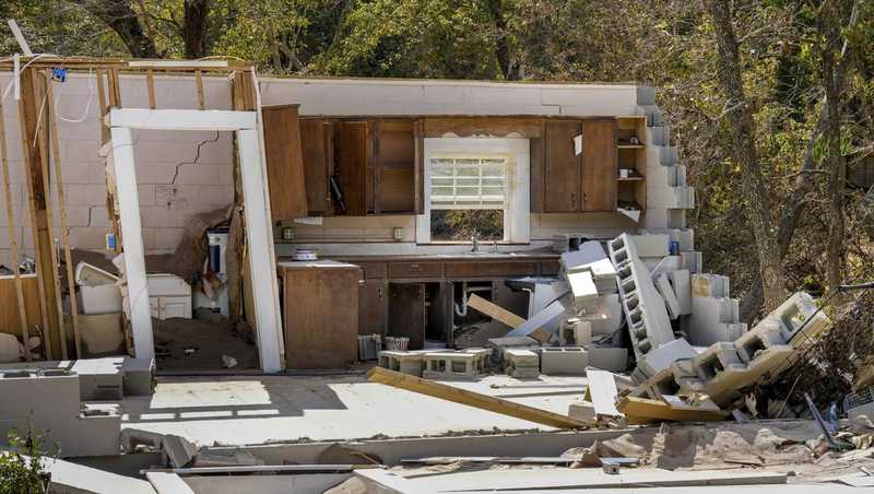 Hurricane Helene's death toll reaches 200 after Georgia and North Carolina report more fatalities