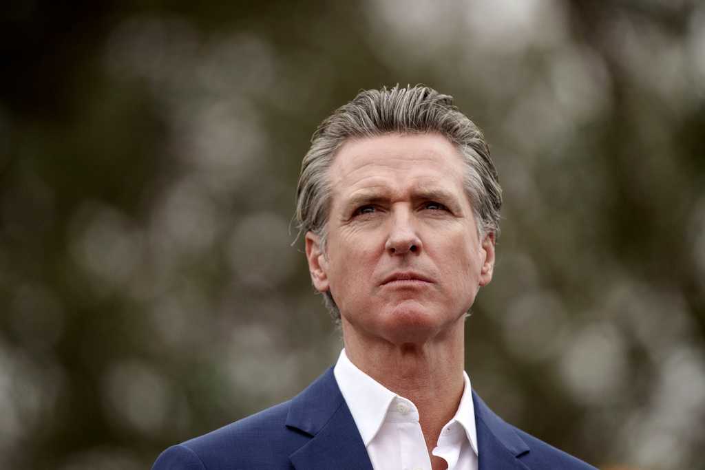 Top Democrats join the wealthiest in fighting a California tax increase on billionaires