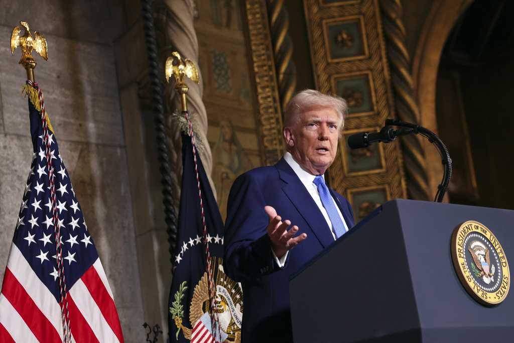 <a href="https://www.kmbc.com/article/trump-administration-labels-latin-american-cartels-foreign-terrorist-organizations/63842835" target="_blank">Trump administration labels 8 Latin American cartels as ‘foreign terrorist organizations’</a>
