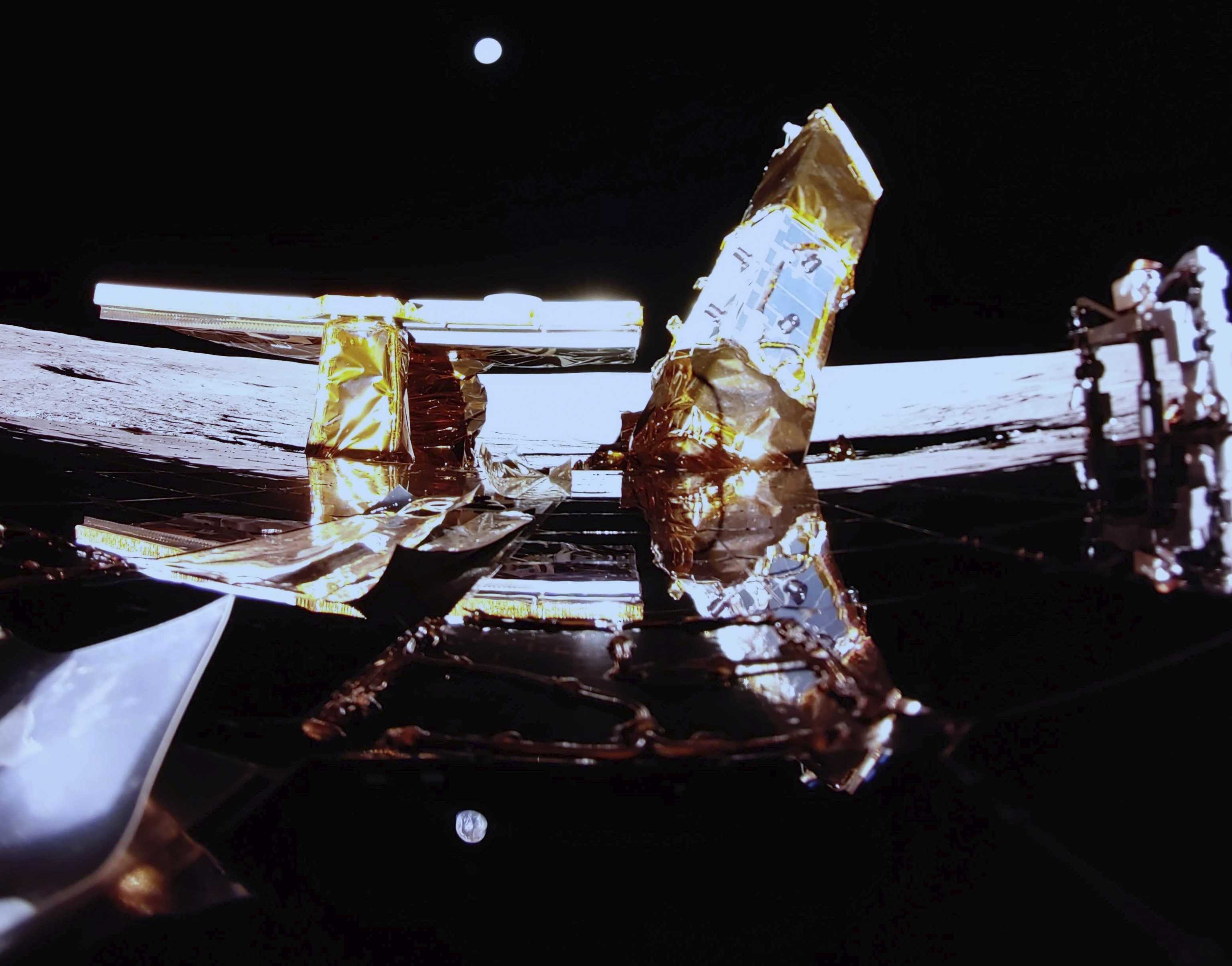 Private lunar lander aces moon touchdown with delivery for NASA