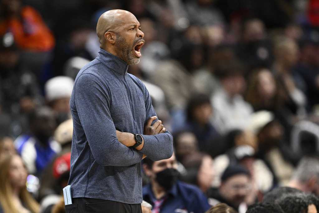 NBA coach reacts to Florida State shooting: 'Lives are more important'