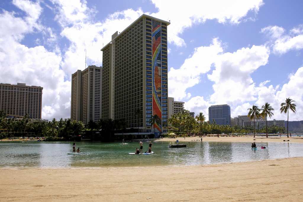 Hawaii lawmakers raise the state hotel tax to help islands cope with climate change