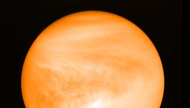 เทคโนโลยีอวกาศสมัยโซเวียตตกลงสู่โลกหลังถูกล็อกในวงโคจร 53 ปี