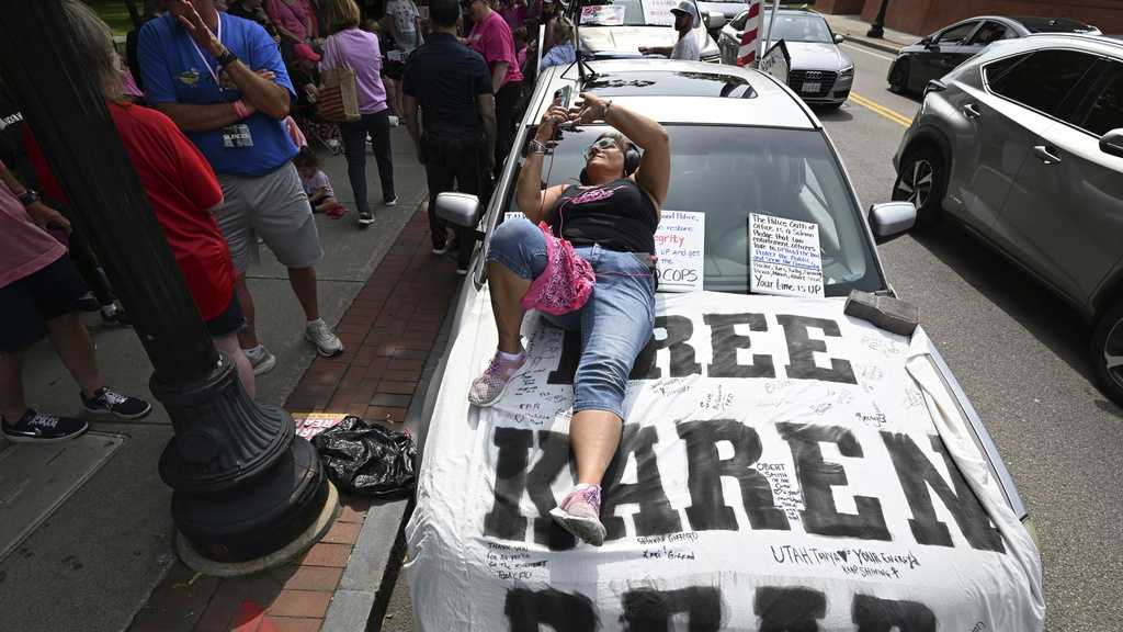 Hundreds Support Karen Read Outside Dedham Court During Closing Arguments