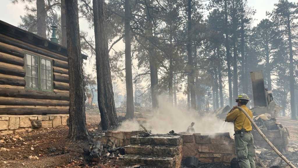 Wildfires Destroy Grand Canyon North Rim Lodge, Prompt Investigation