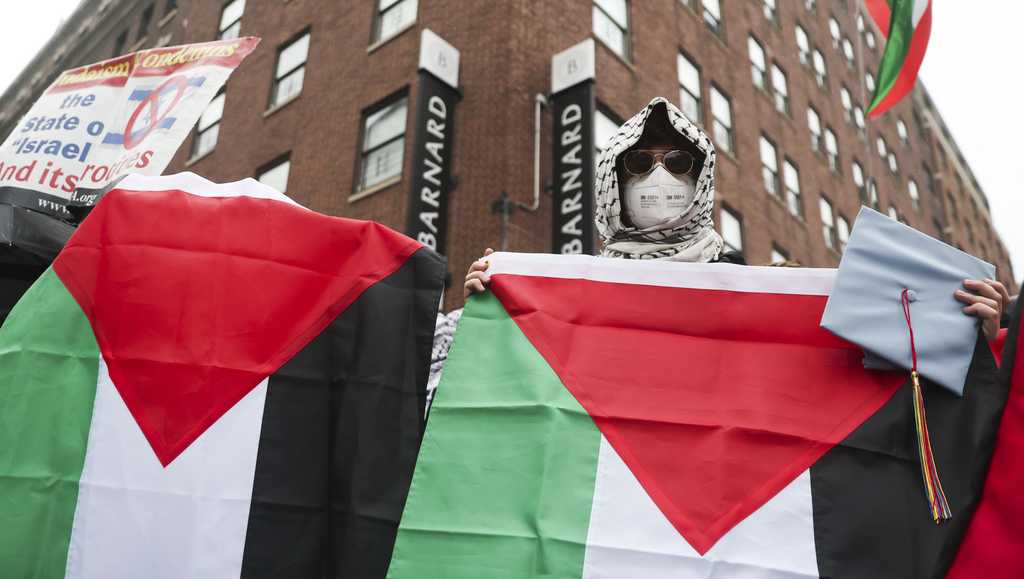 Columbia University suspends and expels students who participated in protests