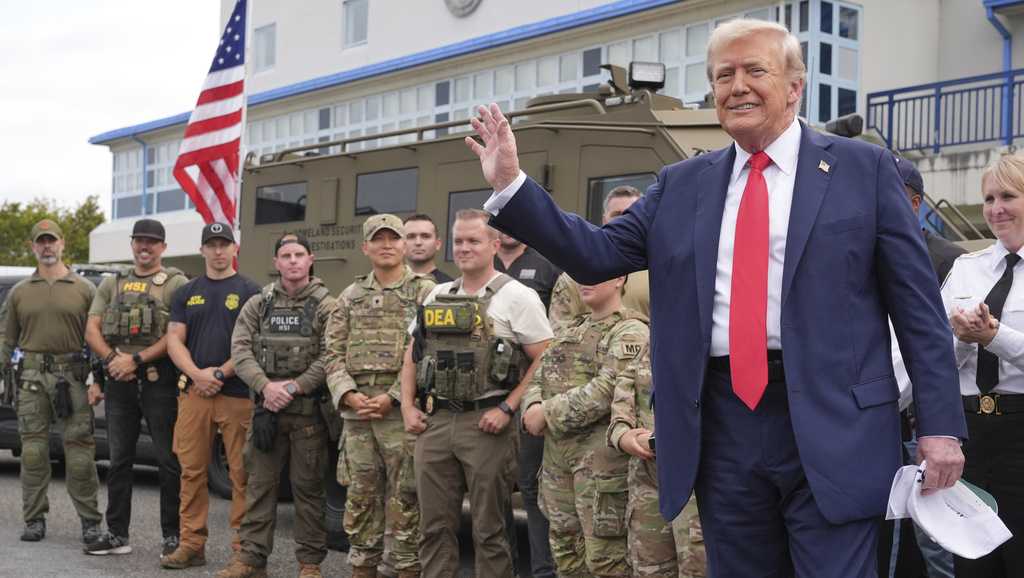National Guard Troops in Washington Start Carrying Arms