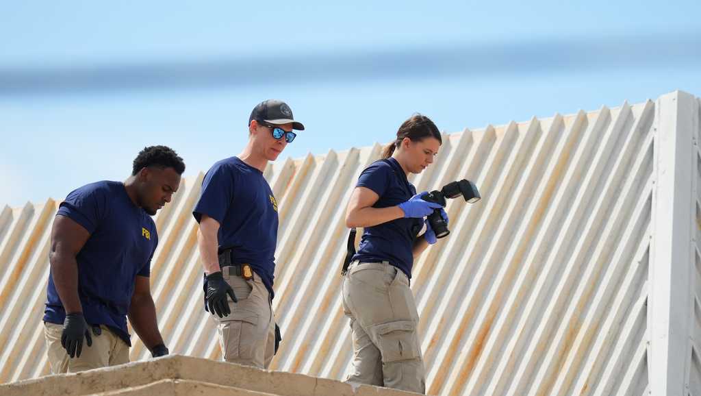 Gunman Kills One, Injures Two in Dallas ICE Facility Shooting, Motive Unclear