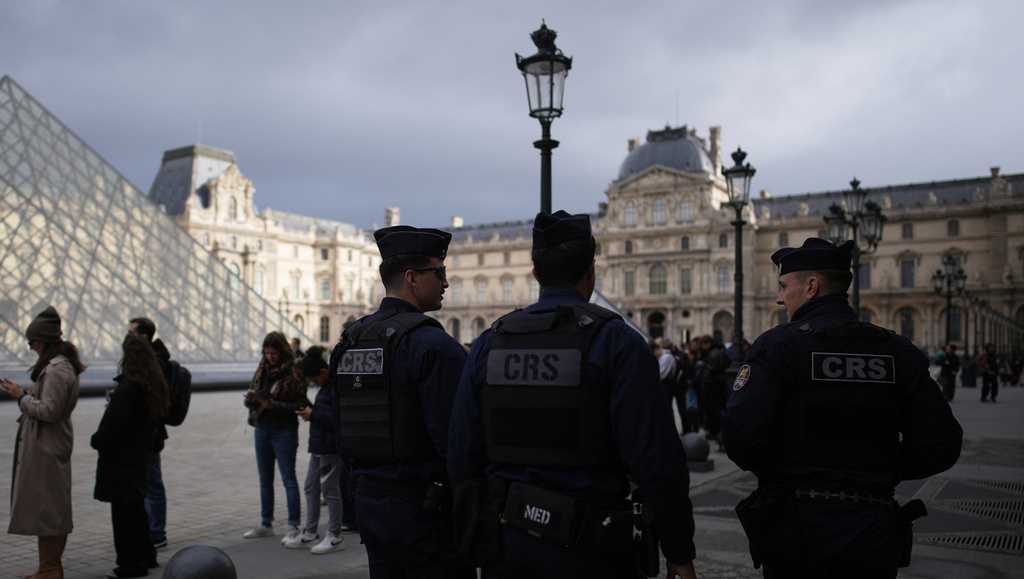 Two Arrested, Admit Role in October Louvre Heist