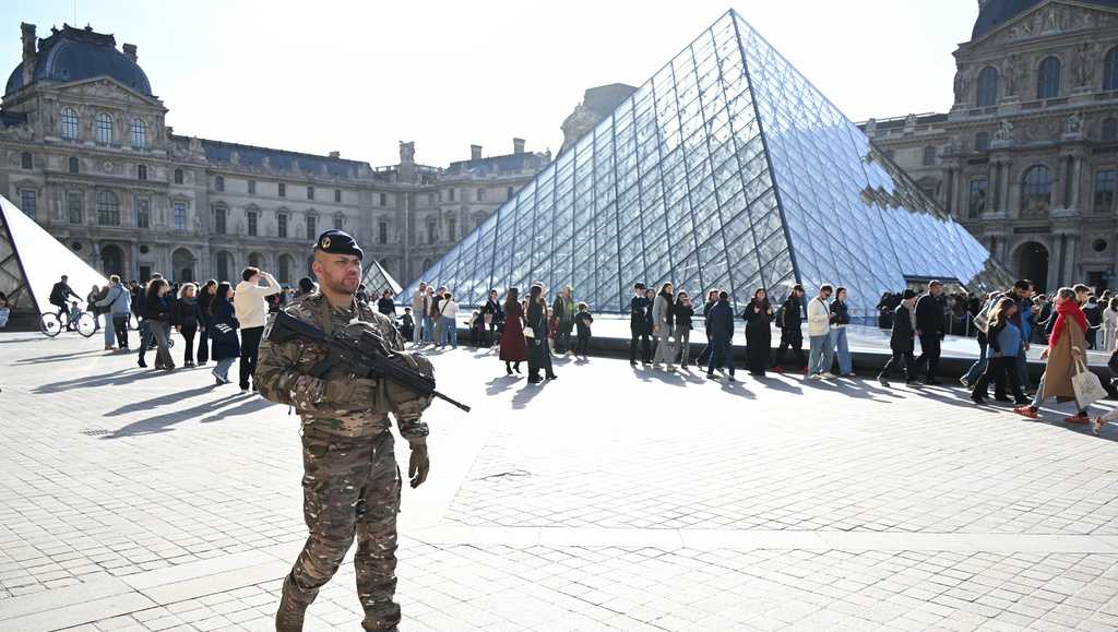 Louvre jewel heist: 2 new suspects handed preliminary charges, Paris prosecutor says