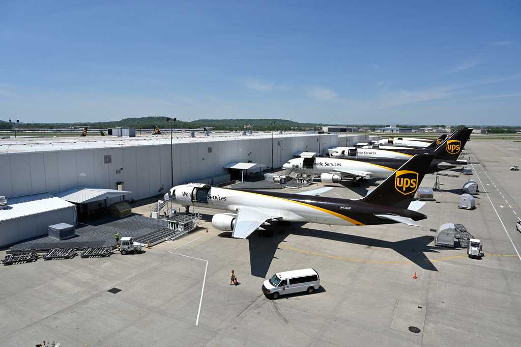UPS distribution hub in Louisville has 300 flights per day. What we know