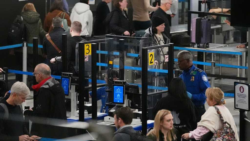 Tariff dividends, $10k bonuses, and 50-year mortgages: Are Trump's proposals feasible?