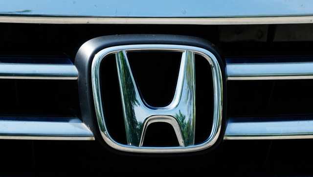Honda recalls 325,000 vehicles because water can disable rearview camera