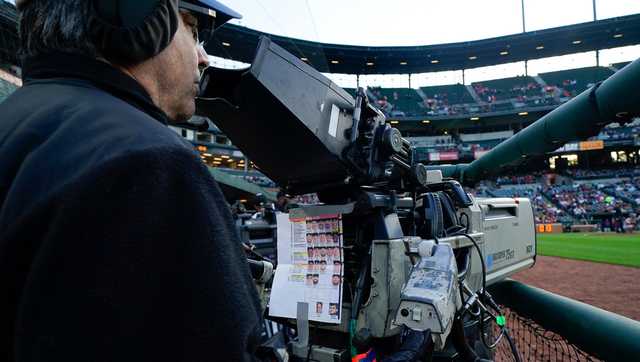 MLB's new media deals with ESPN, NBC and Netflix total $800M annually