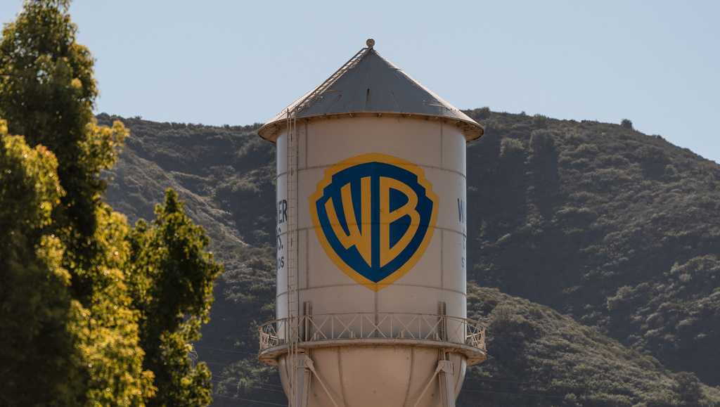 Netflix revises its offer for Warner Bros. Discovery. Now, it’s all cash