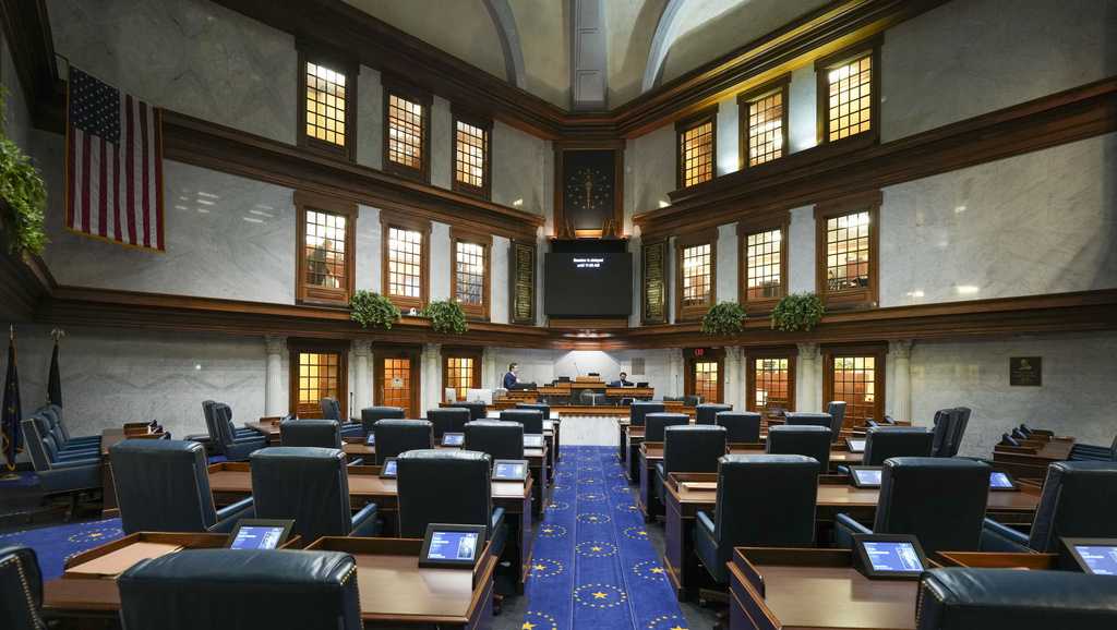 Controversial Indiana redistricting plan clears first hurdle, advances to final floor vote