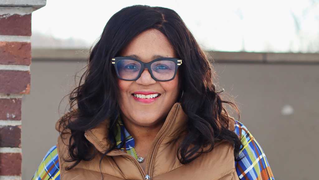 Democrat Renee Hardman wins Iowa state Senate seat, blocking GOP from reclaiming a supermajority