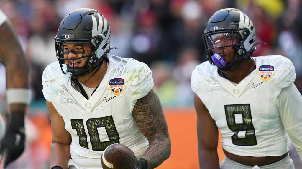 Oregon-Indiana headed for a rematch, Ole Miss to play Miami as college football's final four is set