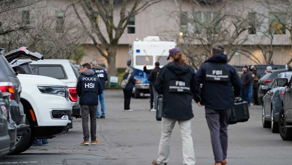 FBI says it has found no video of Border Patrol agent shooting 2 people in Oregon