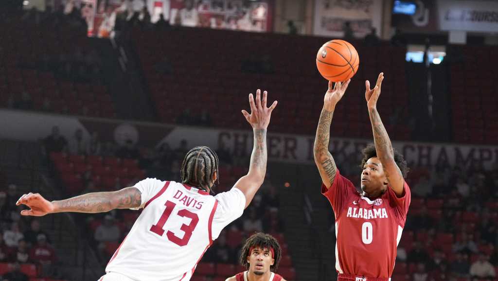 Crimson Tide erases halftime deficit to survive scare at Oklahoma