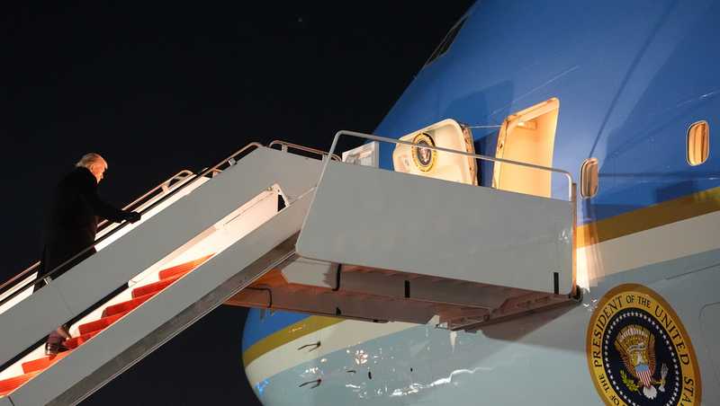 Air Force One returns to Washington area due to minor electrical issue, White House says
