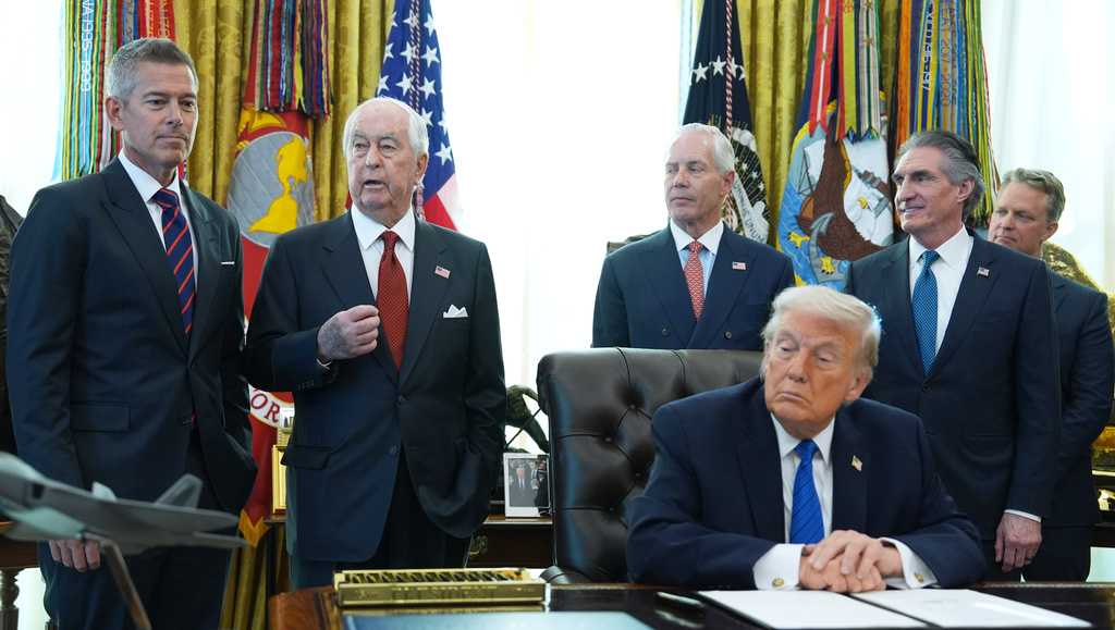 Trump announces upcoming IndyCar race through Washington's streets