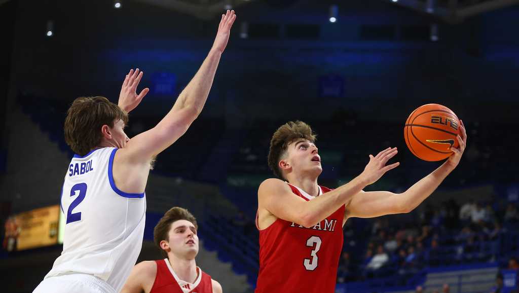 No. 23 Miami (Ohio) extends winning streak to 23 games with victory over Buffalo