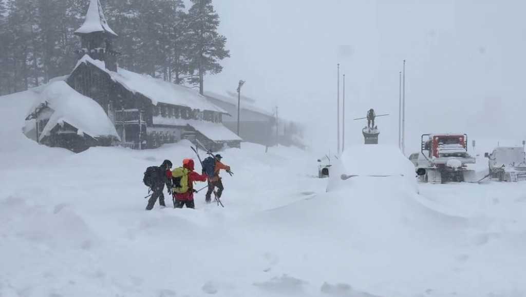10 backcountry skiers lacking after Nevada County avalanche, sheriff says