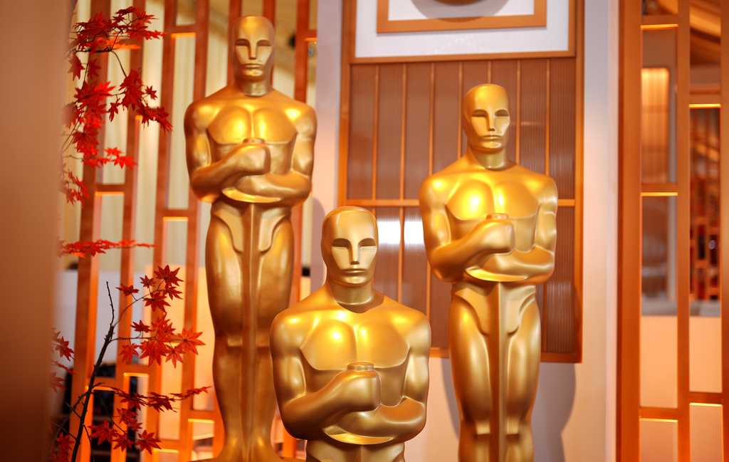 Live Updates: Conan O’Brien kicks off 98th Academy Awards, first award goes to Amy Madigan