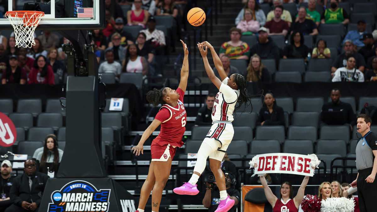South Carolina beats Oklahoma to reach the women's Elite Eight