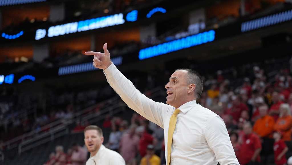 Despite loss to Illinois, Ben McCollum’s first Iowa season signals powerhouse potential