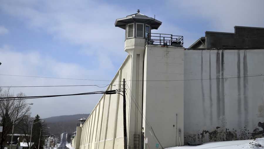 A guard tower at the Clinton Correctional Facility is seen along Cook Street, Sunday, Jan. 15, 2017, in Dannemora, N.Y. The facility is a New York State Department of Correctional Services maximum security state prison for men. (AP Photo/Mel Evans)