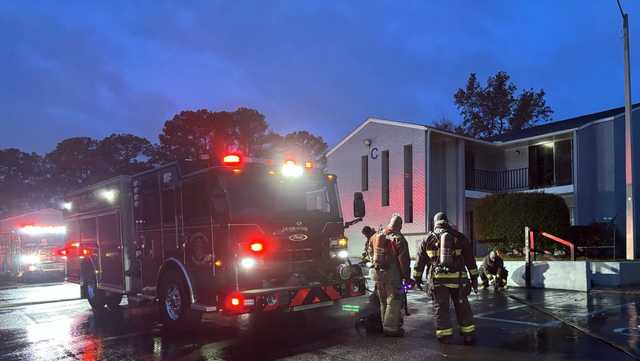 Bedroom in apartment complex catches fire, JFD investigating - Vimarsana News