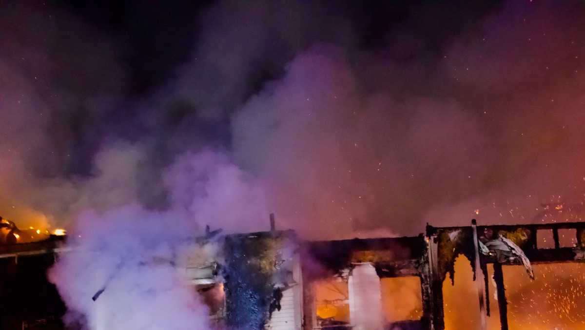 Photos: Fire rips through Lancaster County, Pa. apartment building ...