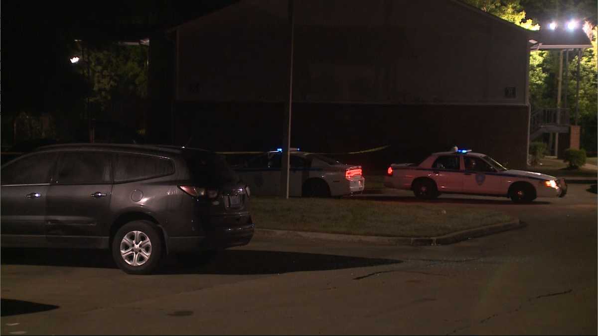 Overnight apartment shooting ends in woman shot in thigh while asleep