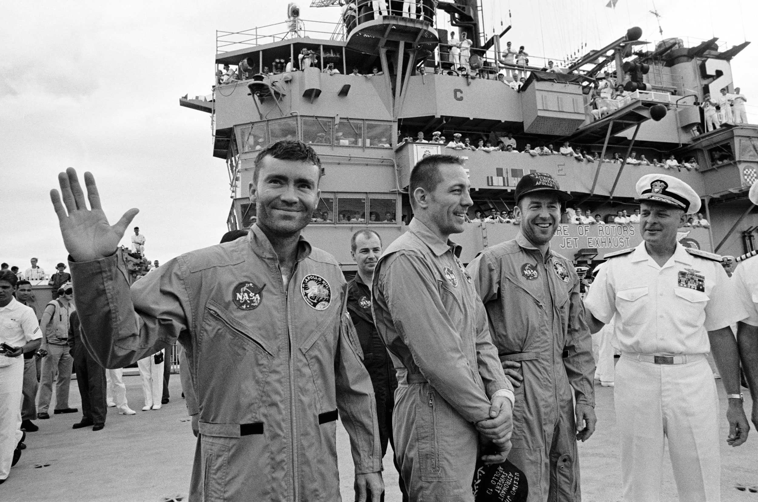 Apollo 13 Flight Controllers Apollo 13 astronauts and flight controllers reflect on a 'successful ...