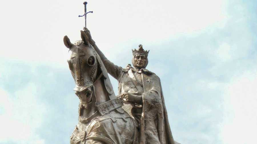 Statue of Saint Louis, King of France - King Richards