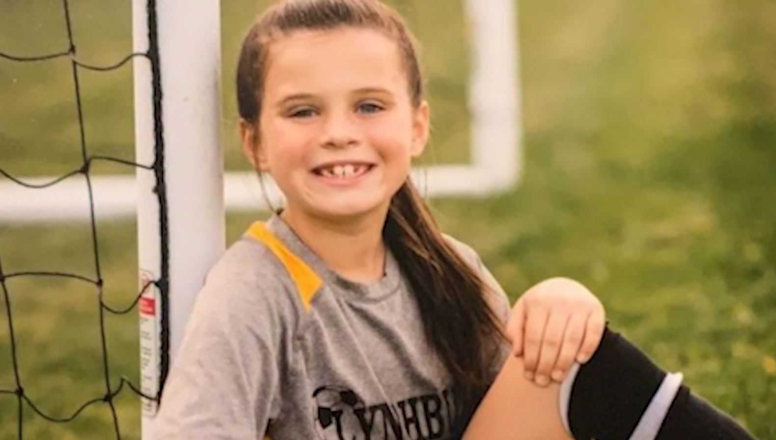 Softball Team, Community Rallies Behind 10-year-old Teammate With ...