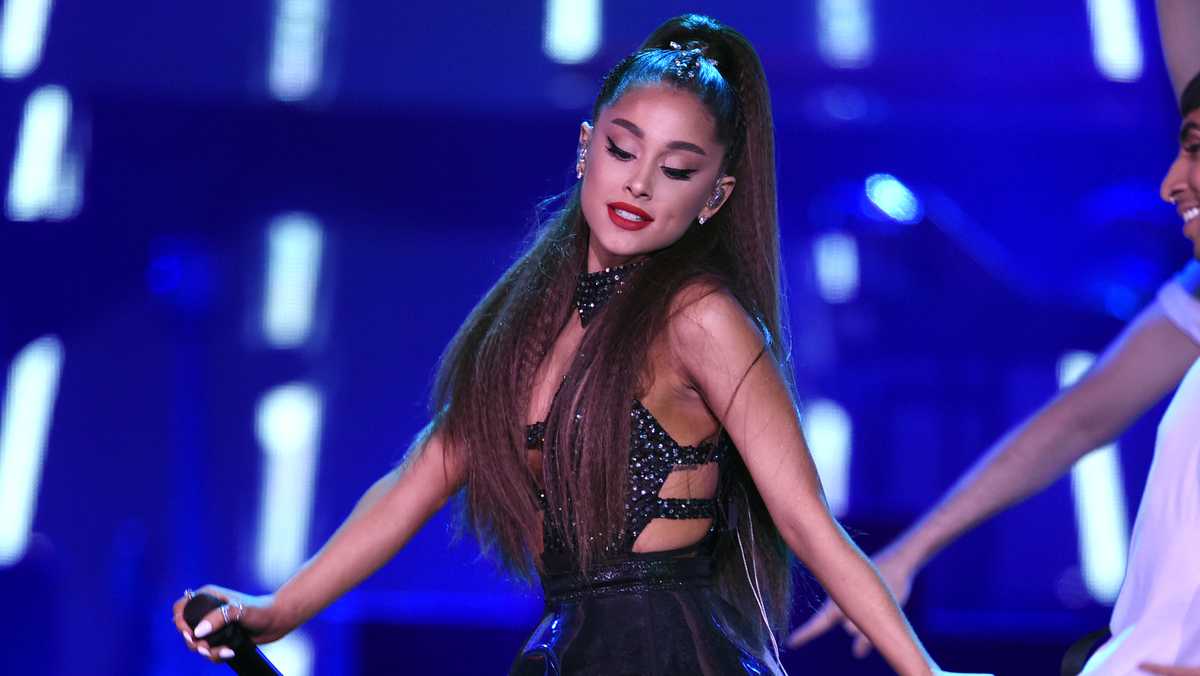 Ariana Grande Postpones Orlando Concert Due To Illness