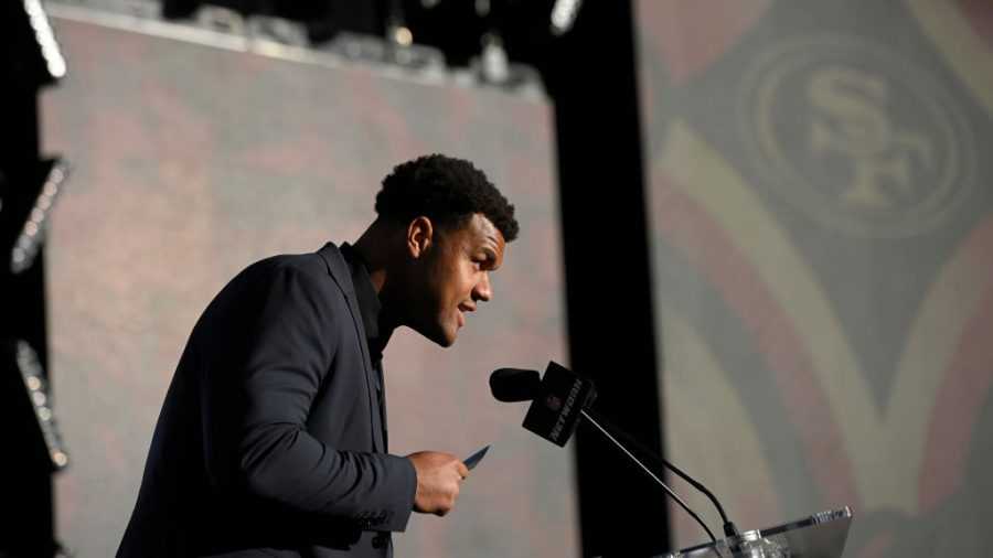 LAS VEGAS, NEVADA - APRIL 29: Arik Armstead announces the San Francisco 49ers' 61st overall pick during round two of the 2022 NFL Draft on April 29, 2022 in Las Vegas, Nevada. (Photo by David Becker/Getty Images)