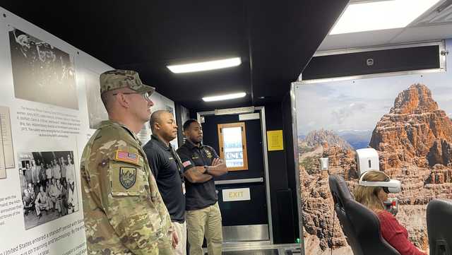 Army recruiters use simulation exercises at South Florida Fair - Vimarsana News