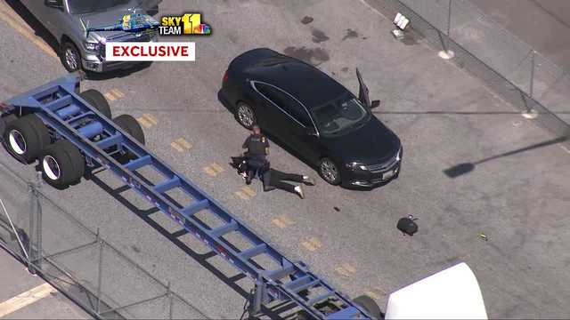 Officers arrest person after pursuit, SkyTeam 11 video shows - Vimarsana News