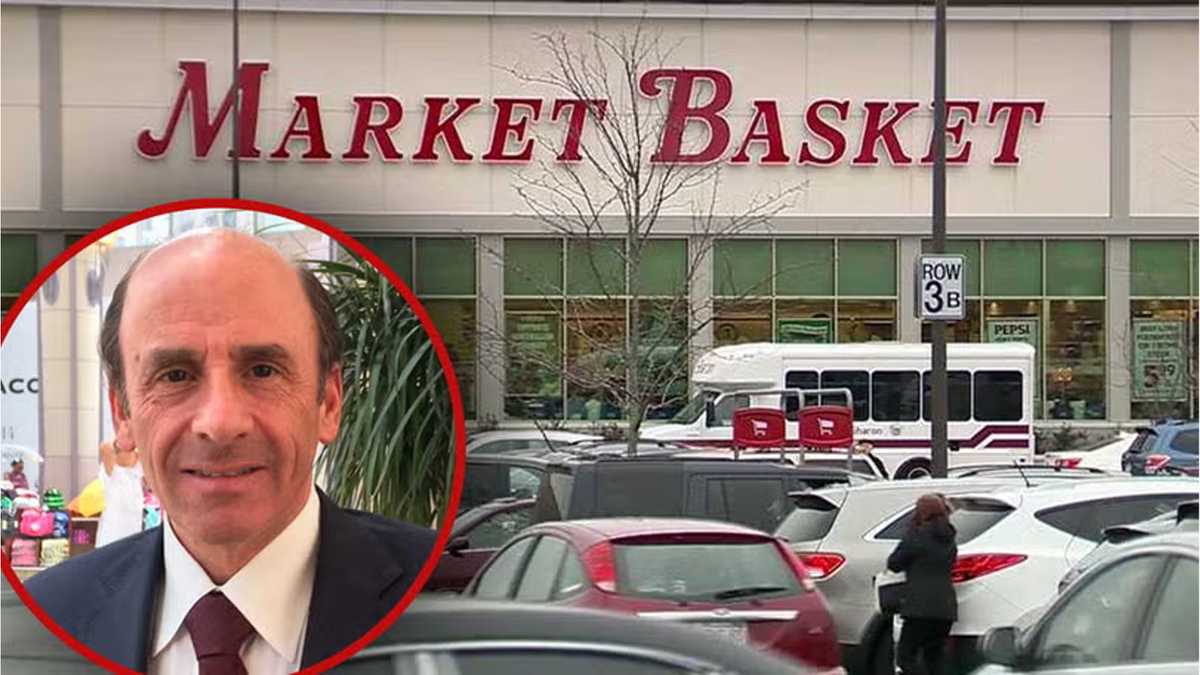 Former Market Basket CEO asks court to reinstate him atop the supermarket chain
